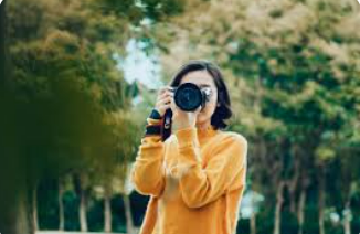 NÀY LÀ TEST NÈ BẠN At home or in the office, Wala will recommend and select 2 exclusive and unique bottles of wine for you every month.